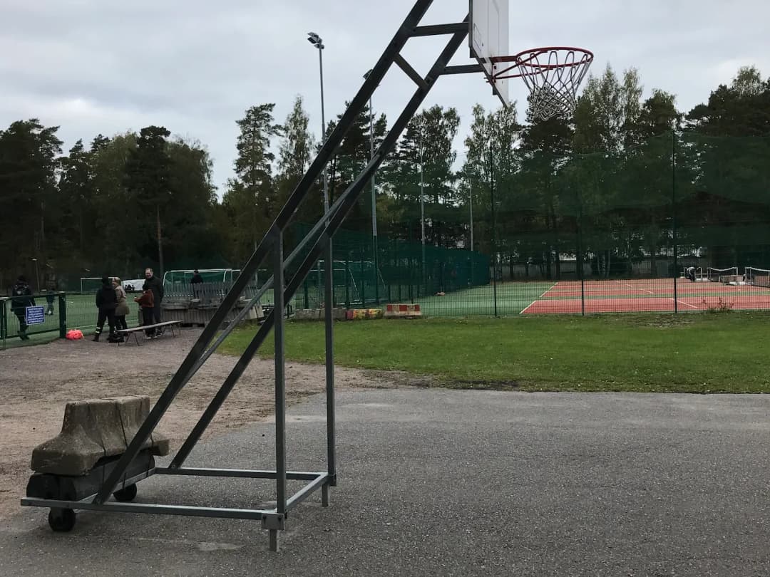 Second image of a court