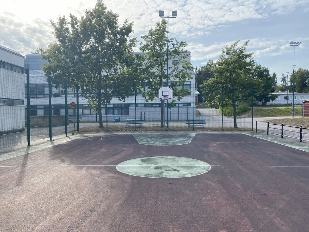 Third image of a court